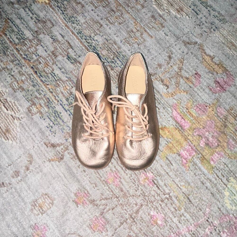 Zara rose gold lace up Mary Jane  nwot sz 28/11